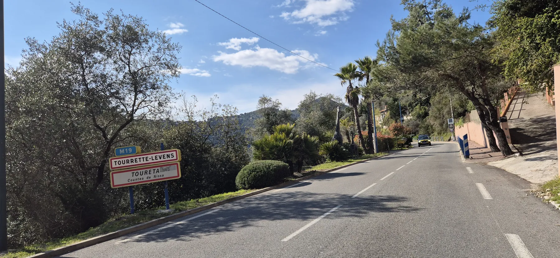 Eine kleine Zugabe folgt: Wir radeln nochmal nach Tourrette-Levens hinauf.
